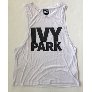 IVY PARK Women’s Sleeveless Top  Medium